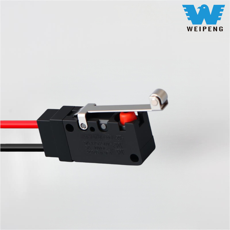 Şarj edən maşın suya davamlı keçid