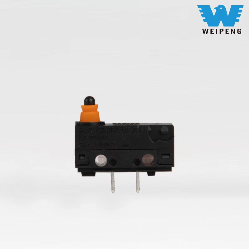 Miniatür suya davamlı bir keçid